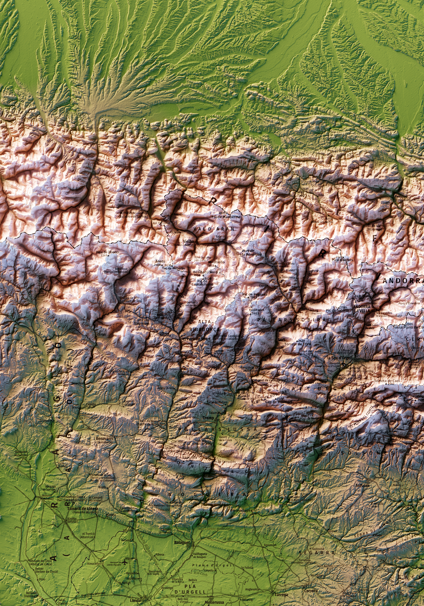 CATALUNYA. Mapa topográfico con el mar azul.