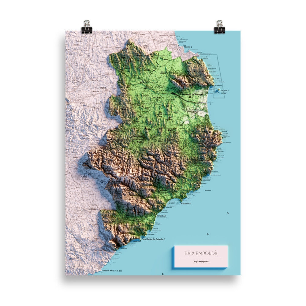 EL BAIX EMPORDÀ. Mapa topográfico. Versió amb el mar blau.