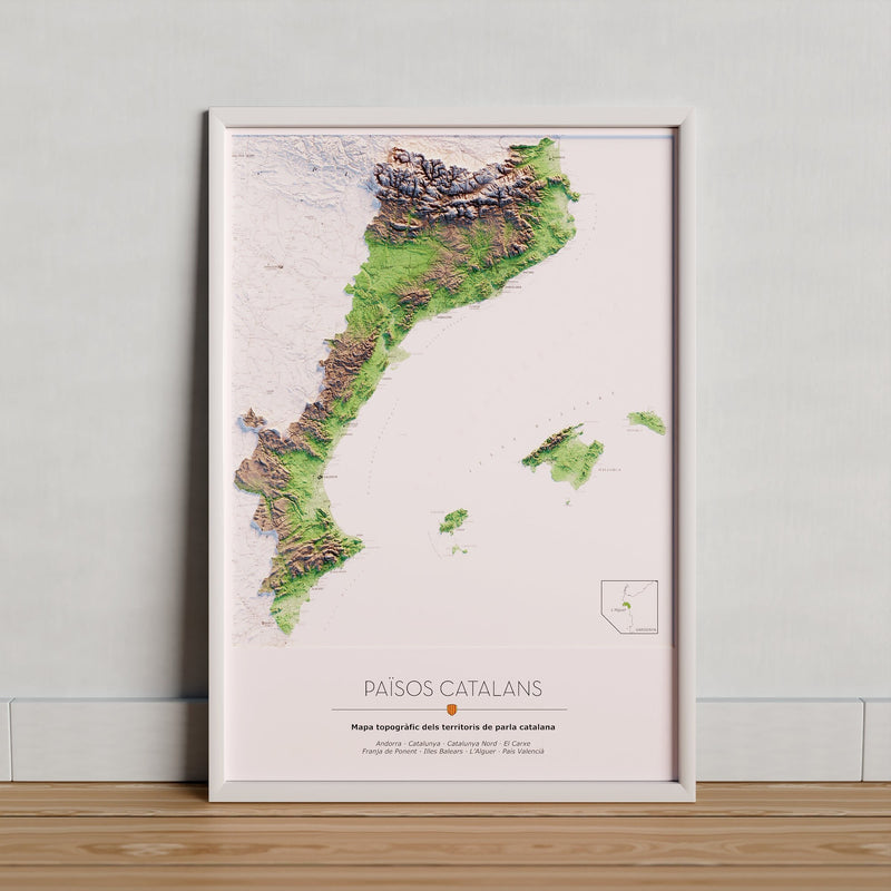 PAÏSOS CATALANS. Mapa topogràfic en color / mar blanc