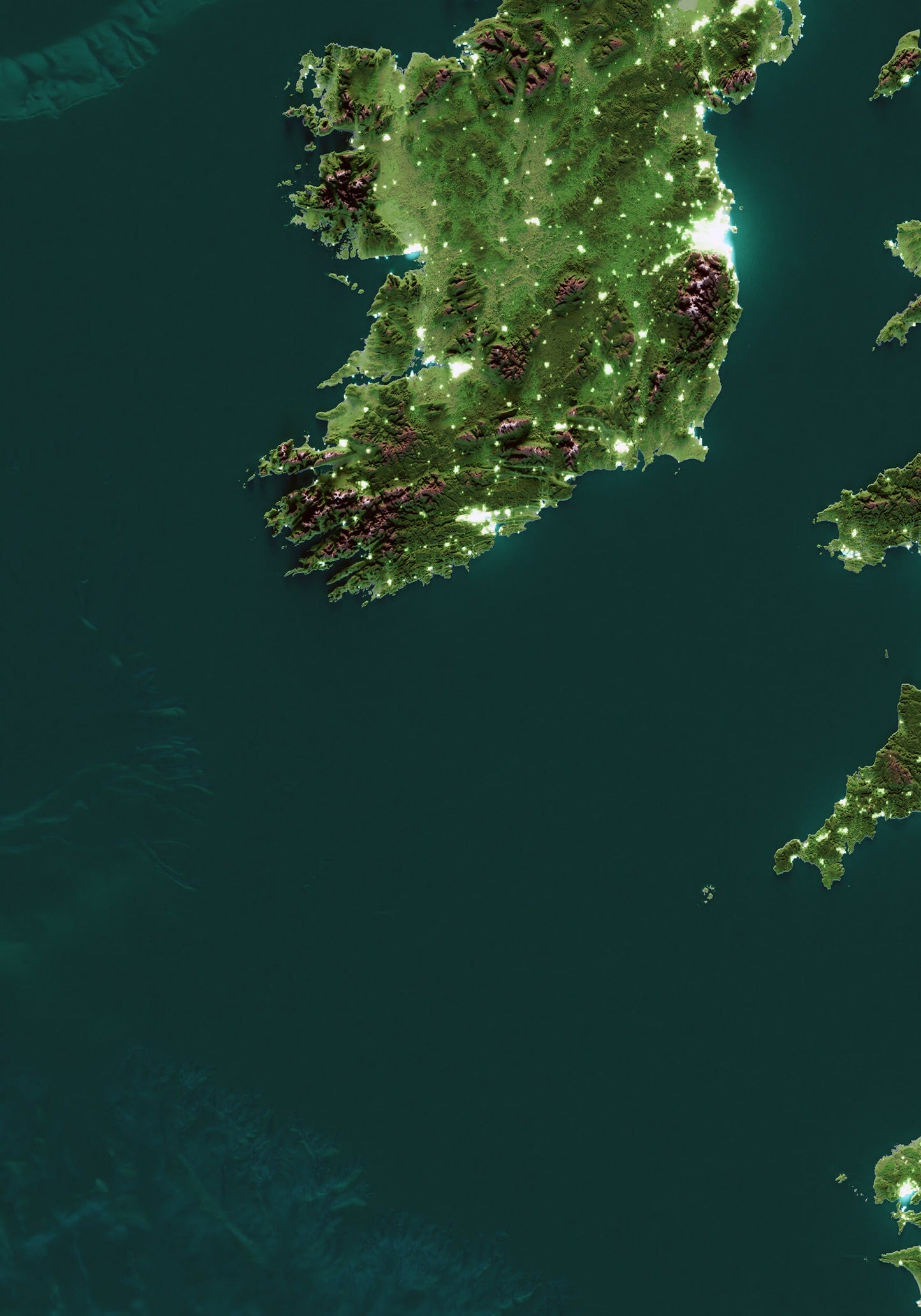ILLES BRITÀNIQUES. Mapa nocturn.
