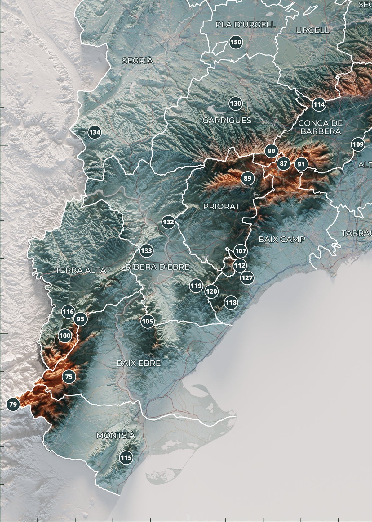 Mapa de las 150 cimas esenciales, contrastado, 50 × 70 cm. Detalle del sur de Catalunya, Els Ports y el delta del Ebro.