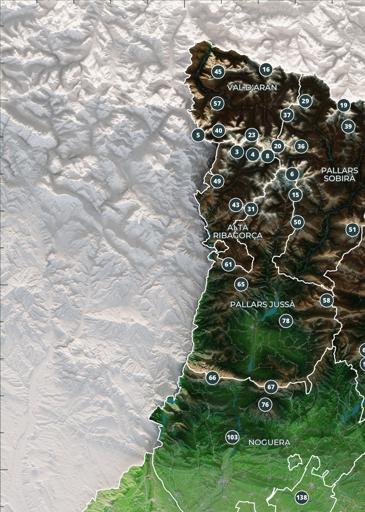 Mapa de las 150 cimas esenciales, colores clásicos, 50 × 70 cm. Detalle del Pirineo occidental y Andorra.