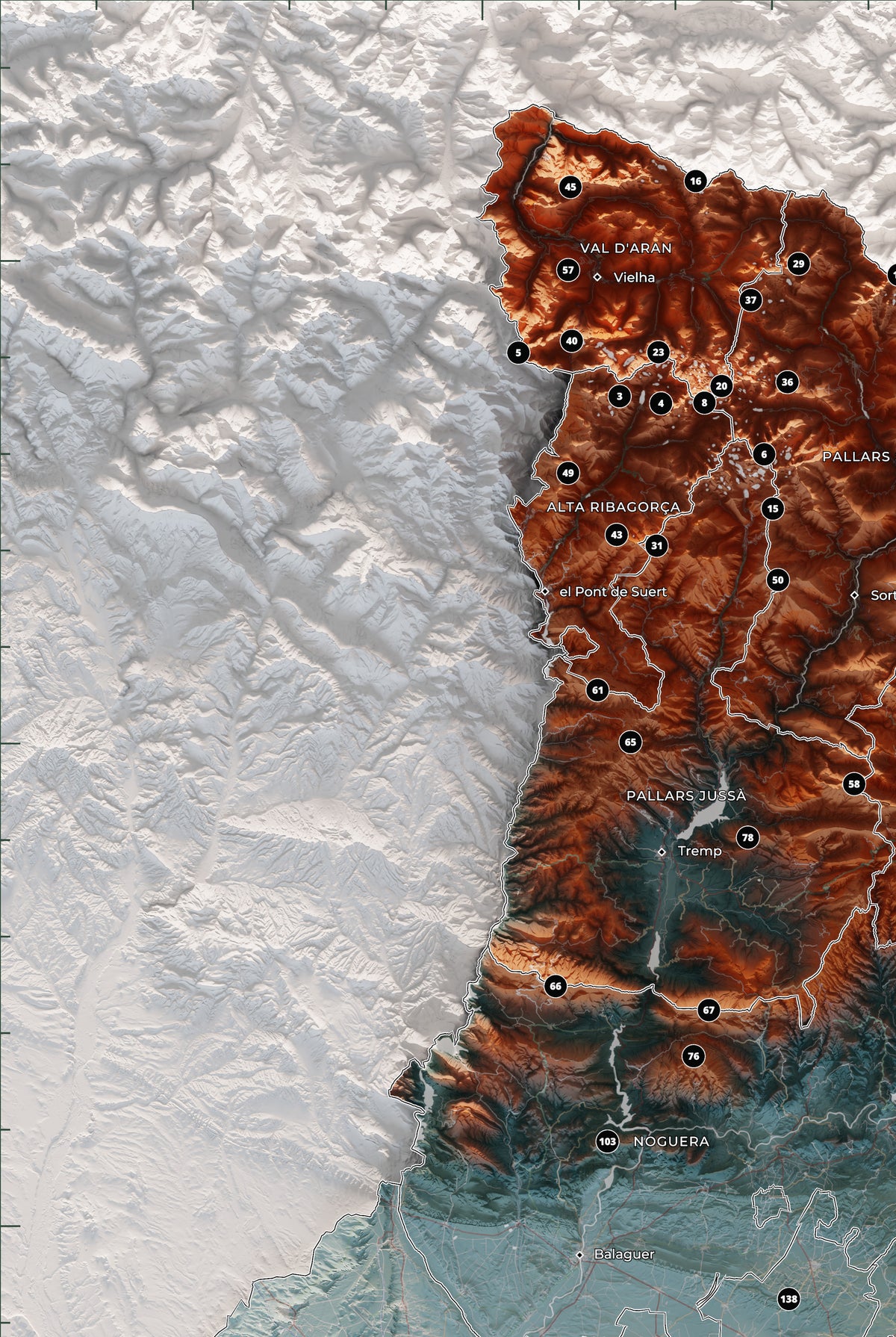 Mapa de las 150 cimas esenciales, contrastado, 61 × 91 cm. Detalle del Pirineo occidental y Andorra.