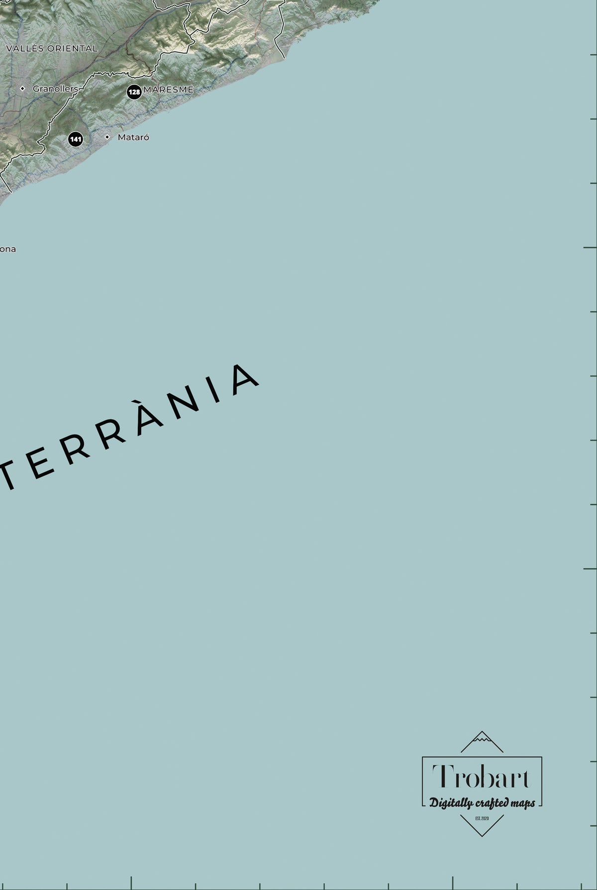Mapa de las 150 cimas esenciales, estilo cartográfico, 61 × 91 cm. Detalle de la costa, el mar y los elementos editoriales del mapa.