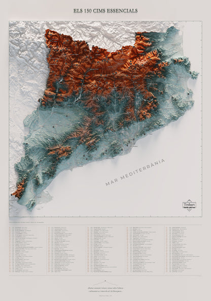 Mapa complet dels 150 cims essencials de la FEEC, blau i taronja, làmina vertical de 70 × 100 cm.