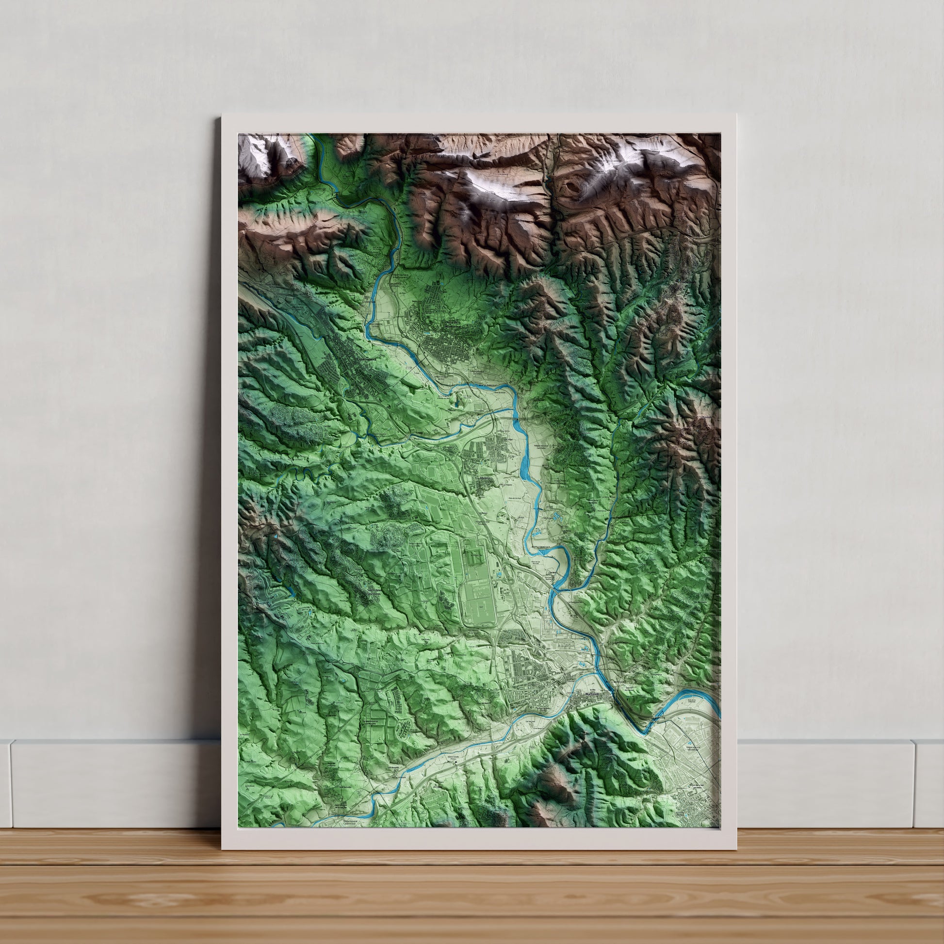 Mapa artístico del relieve de Abrera, al Baix Llobregat, con 15 km de entorno y base topográfica ICGC. Presentación enmarcada.