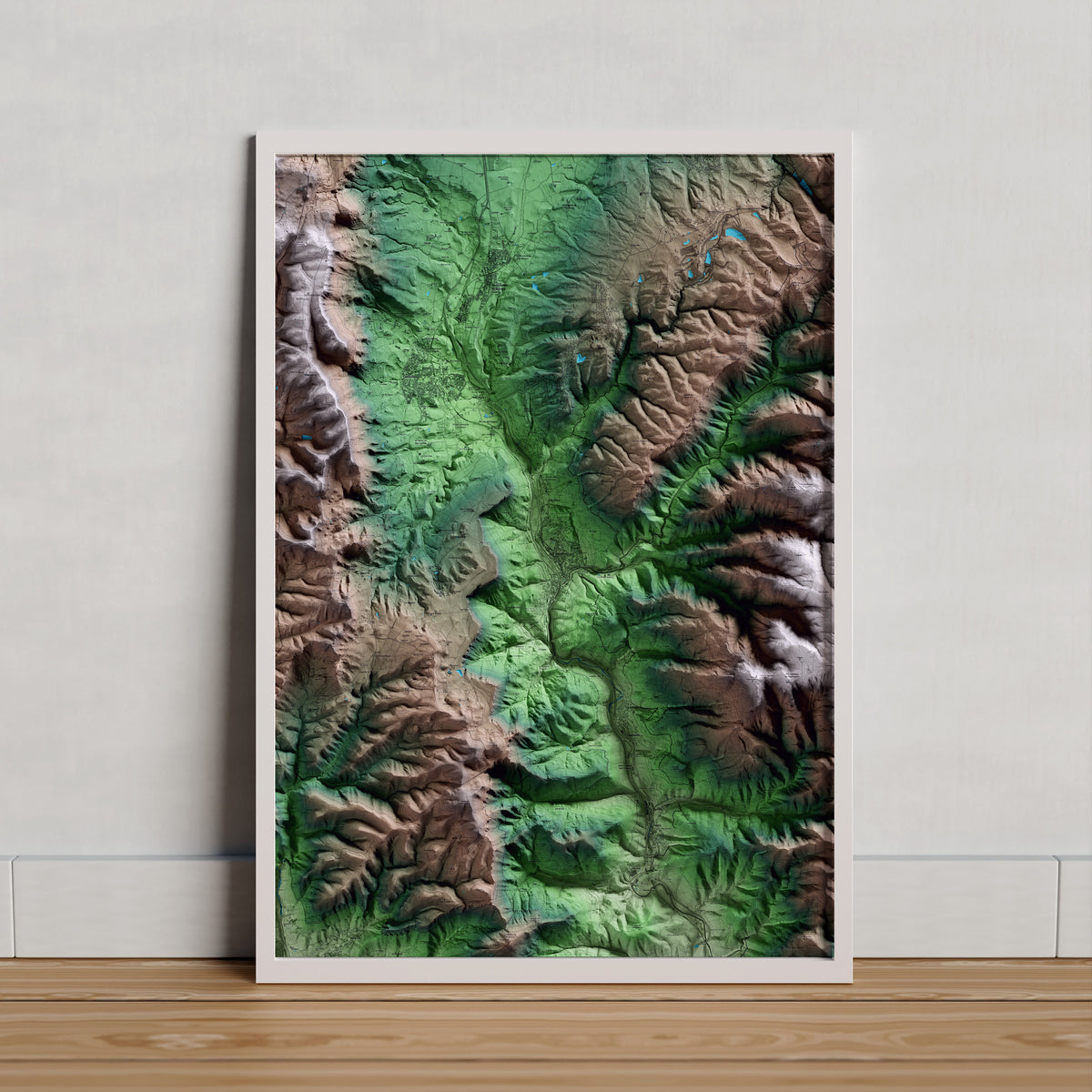 Mapa artístico del relieve de Aiguafreda, a Osona, con 15 km de entorno y base topográfica ICGC. Presentación enmarcada.