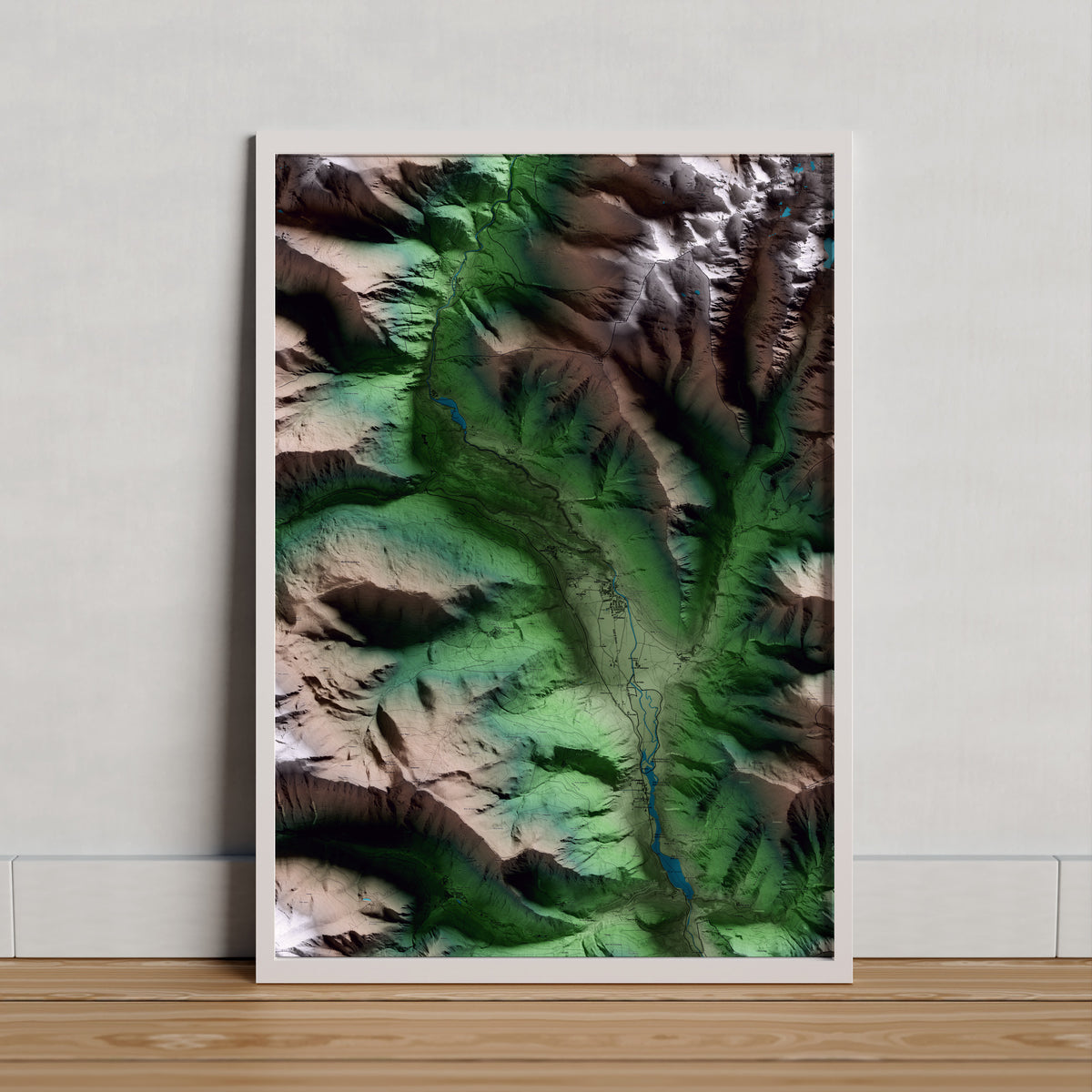 Mapa artístico del relieve de Alt Àneu, al Pallars Sobirà, con 15 km de entorno y base topográfica ICGC. Presentación enmarcada.