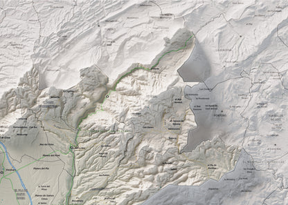 Mapa de relleu de l’Alt Camp, amb el territori en color i l’entorn en blanc. Detall de la part superior dreta. 50 × 70 cm. Estil Cartogràfic.