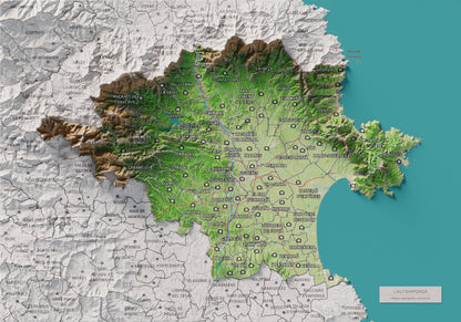Mapa de relleu de l’Alt Empordà, amb el territori en color i l’entorn en blanc. Vista completa de la làmina. 21 × 30 cm. Estil Clàssic.