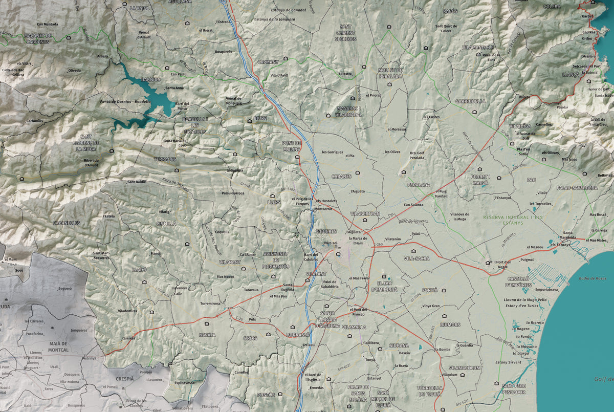Mapa de relleu de l’Alt Empordà, amb el territori en color i l’entorn en blanc. Detall de la part central. 61 × 91 cm. Estil Cartogràfic.