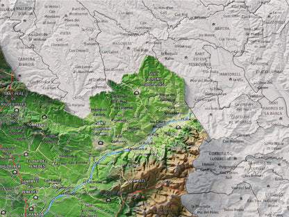 Mapa de relieve del Alt Penedès, con el territorio en color y el entorno en blanco. Detalle de la zona superior derecha. 30 × 40 cm. Estilo Clásico.