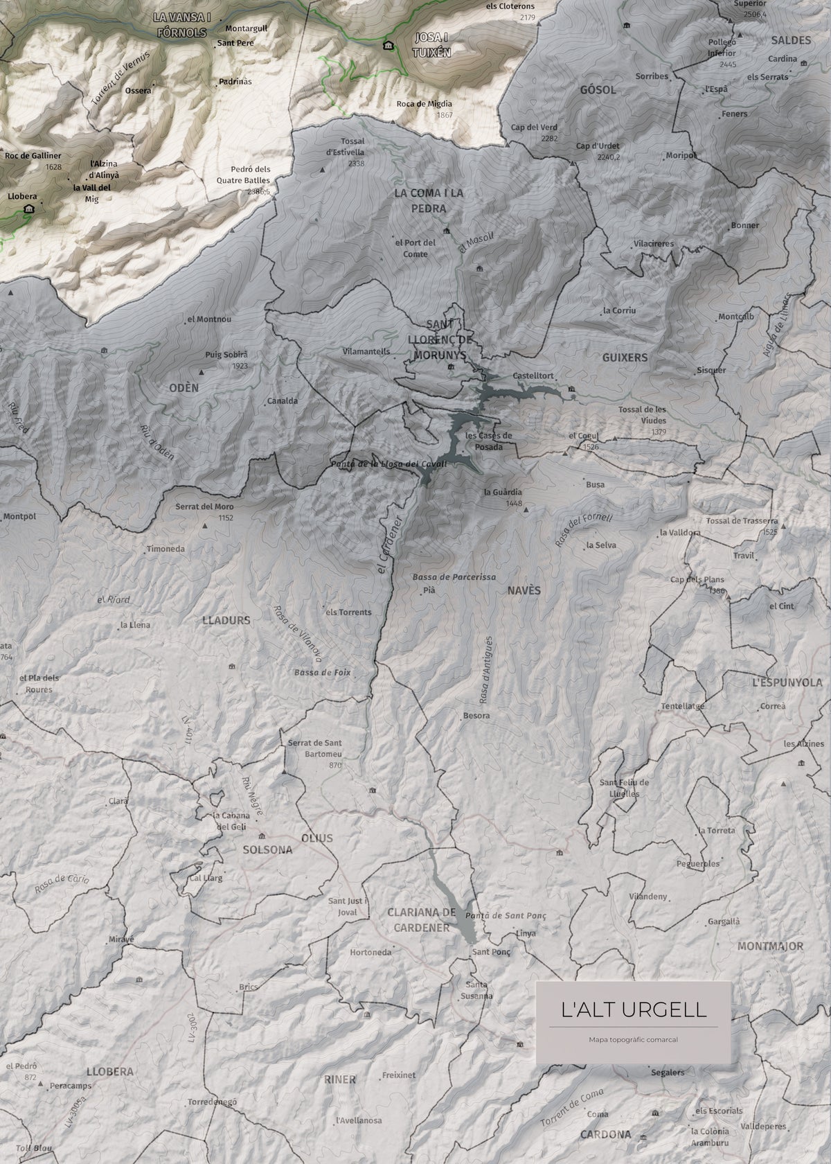 Mapa de relleu de l’Alt Urgell, amb el territori en color i l’entorn en blanc. Detall de la part inferior dreta. 50 × 70 cm. Estil Cartogràfic.