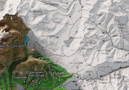 Mapa de relieve de la Alta Cerdanya, con el territorio en color y el entorno en blanco. Detalle de la zona superior derecha. 21 × 30 cm. Estilo Clásico.