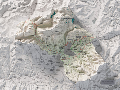 Mapa de relieve de la Alta Cerdanya, con el territorio en color y el entorno en blanco. Vista completa de la lámina. 30 × 40 cm. Estilo Cartográfico.