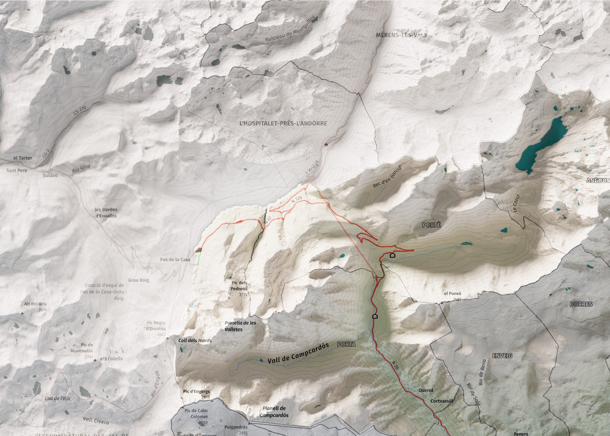 Mapa de relieve de la Alta Cerdanya, con el territorio en color y el entorno en blanco. Detalle de la zona superior izquierda. 50 × 70 cm. Estilo Cartográfico.