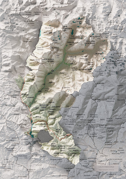 Mapa de relleu de l’Alta Ribagorça, amb el territori en color i l’entorn en blanc. Vista completa de la làmina. 21 × 30 cm. Estil Cartogràfic.