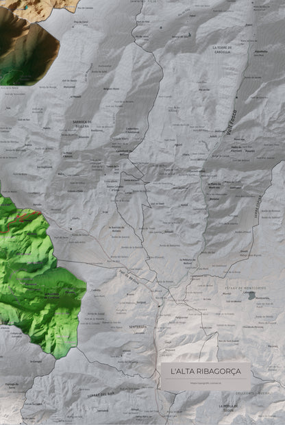 Mapa de relleu de l’Alta Ribagorça, amb el territori en color i l’entorn en blanc. Detall de la part inferior dreta. 61 × 91 cm. Estil Clàssic.