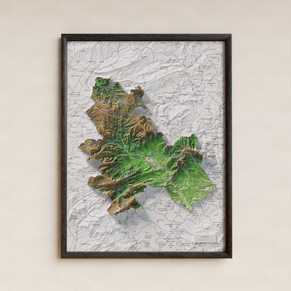 Mapa de relleu de l’Anoia, amb el territori en color i l’entorn en blanc. Presentació amb marc. 30 × 40 cm. Estil Clàssic.
