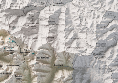 Mapa de relieve de Aran, con el territorio en color y el entorno en blanco. Detalle de la zona superior derecha. 21 × 30 cm. Estilo Cartográfico.
