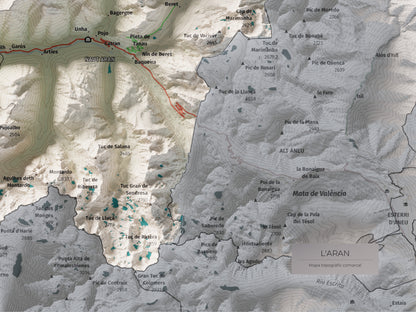 Mapa de relieve de Aran, con el territorio en color y el entorno en blanco. Detalle de la zona inferior derecha. 30 × 40 cm. Estilo Cartográfico.
