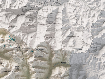 Mapa de relieve de Aran, con el territorio en color y el entorno en blanco. Detalle de la zona superior derecha. 30 × 40 cm. Estilo Cartográfico.