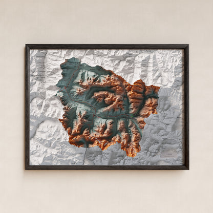 Mapa de relieve de Aran, con el territorio en color y el entorno en blanco. Presentación con marco. 30 × 40 cm. Estilo Azul y naranja. Agua del mapa en blanco.