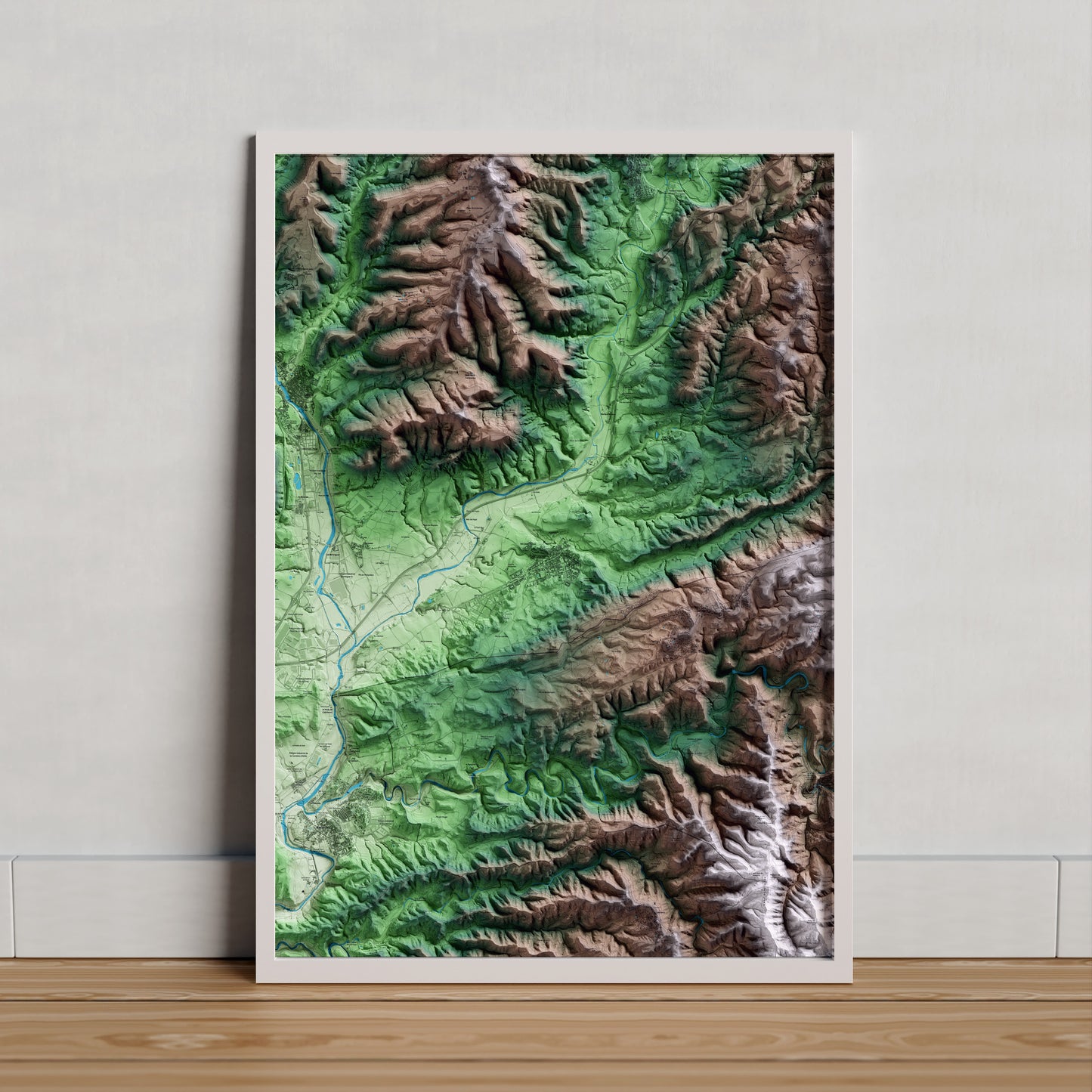 Mapa artístic del relleu d’Artés, al Bages, amb 15 km d’entorn i base topogràfica ICGC. Presentació emmarcada.