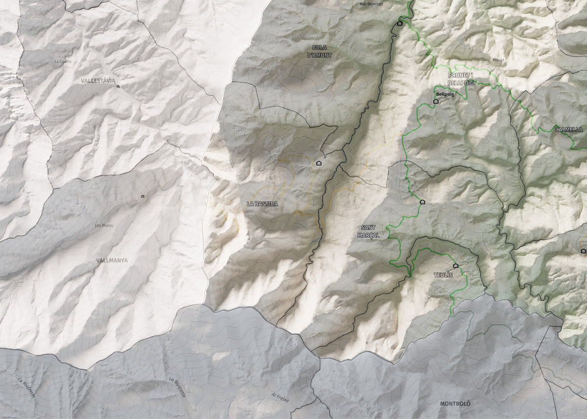 Mapa de relleu dels Aspres, amb el territori en color i l’entorn en blanc. Detall de la part inferior esquerra. 50 × 70 cm. Estil Cartogràfic.