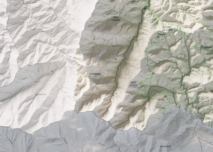 Mapa de relleu dels Aspres, amb el territori en color i l’entorn en blanc. Detall de la part inferior esquerra. 50 × 70 cm. Estil Cartogràfic.
