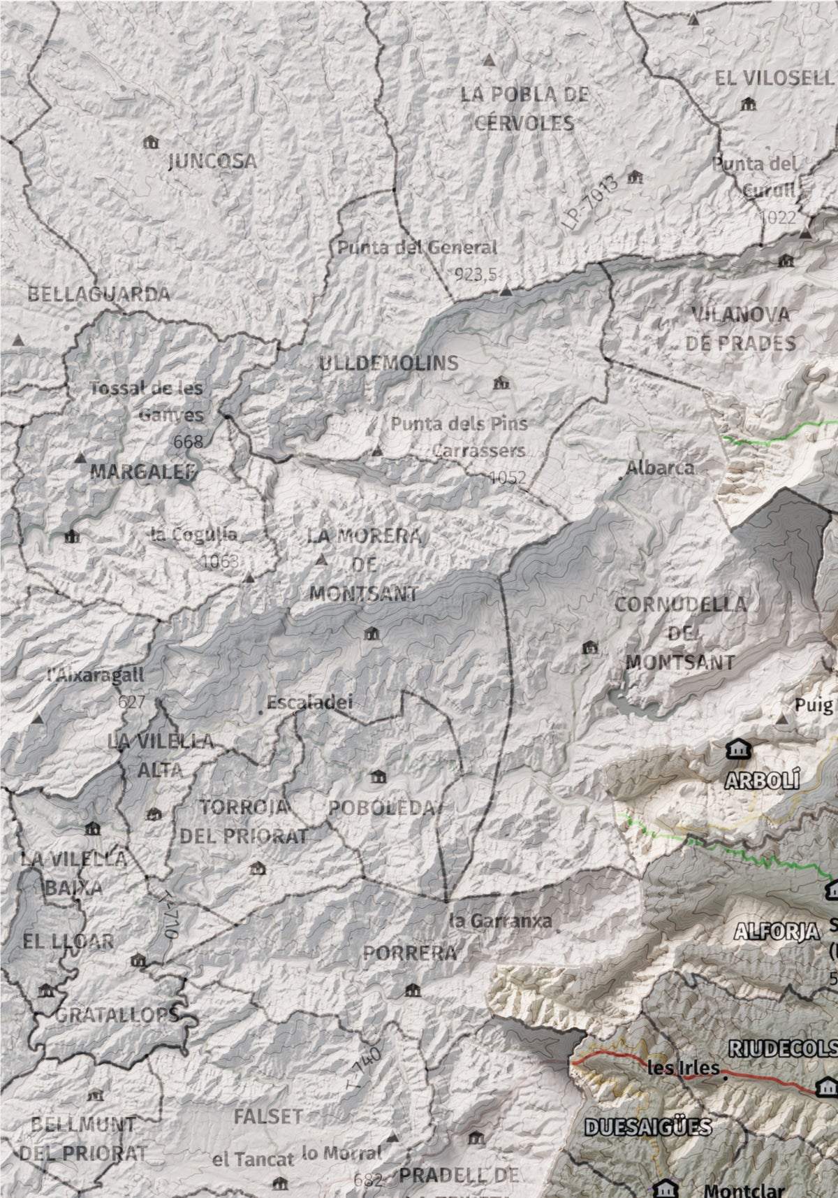 Mapa de relieve del Baix Camp, con el territorio en color y el entorno en blanco. Detalle de la zona superior izquierda. 21 × 30 cm. Estilo Cartográfico.