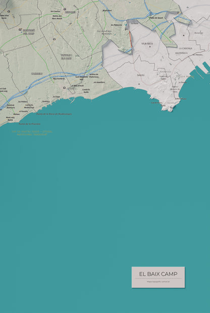 Mapa de relieve del Baix Camp, con el territorio en color y el entorno en blanco. Detalle de la zona inferior derecha. 61 × 91 cm. Estilo Cartográfico.