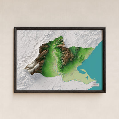 Mapa de relieve del Baix Ebre, con el territorio en color y el entorno en blanco. Presentación con marco. 70 × 100 cm. Estilo Clásico.