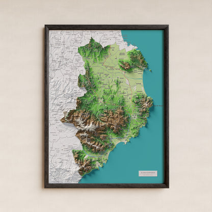 Mapa de relieve del Baix Empordà, con el territorio en color y el entorno en blanco. Presentación con marco. 30 × 40 cm. Estilo Clásico.