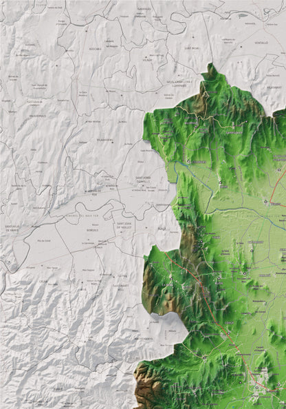 Mapa de relieve del Baix Empordà, con el territorio en color y el entorno en blanco. Detalle de la zona superior izquierda. 70 × 100 cm. Estilo Clásico.