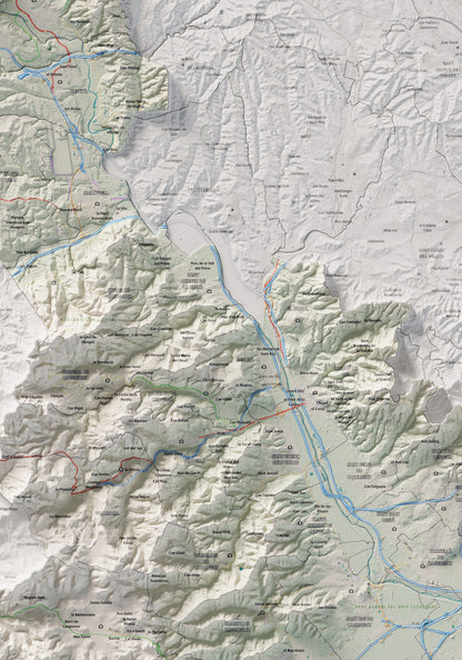 Mapa de relleu del Baix Llobregat, amb el territori en color i l’entorn en blanc. Detall de la part central. 70 × 100 cm. Estil Cartogràfic.