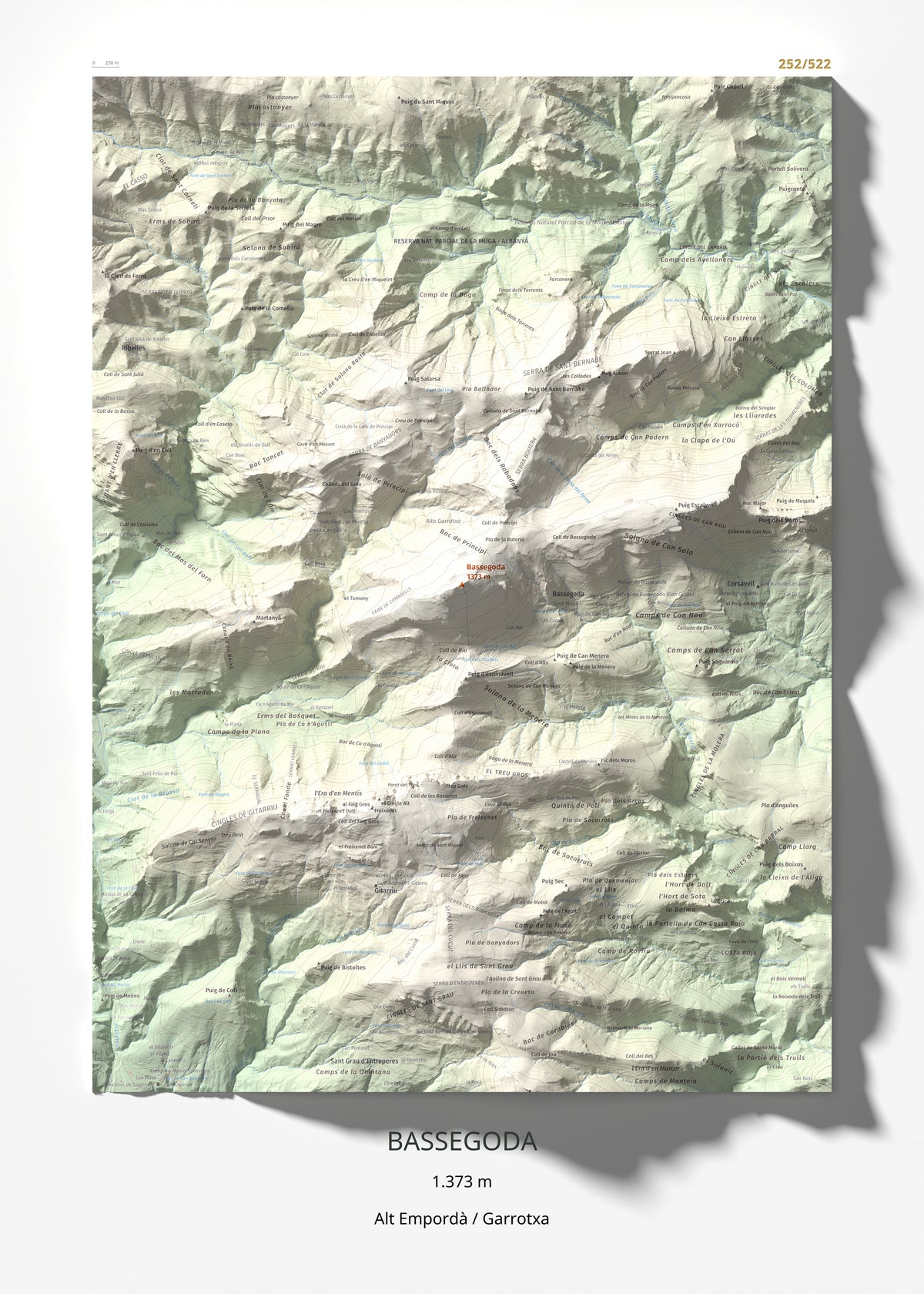 Mapa de relieve de Bassegoda, 1373 m, Alt Empordà · Garrotxa, lámina 100 Cims de Trobart 50 × 70 cm.
