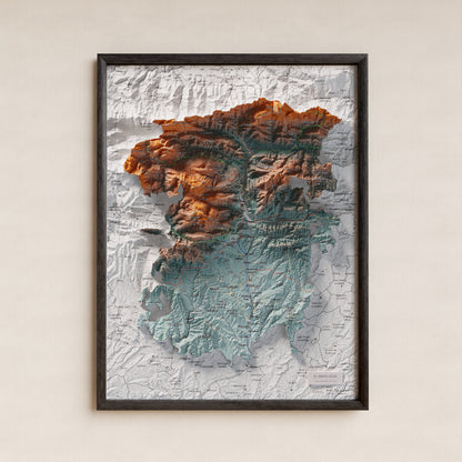 Mapa de relieve del Berguedà, con el territorio en color y el entorno en blanco. Presentación con marco. 30 × 40 cm. Estilo Azul y naranja.