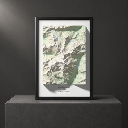 Mapa de relieve de Besiberri Nord, 3008 m, Alta Ribagorça · Val d'Aran, lámina 100 Cims de Trobart. Presentación enmarcada. 61 × 91 cm.