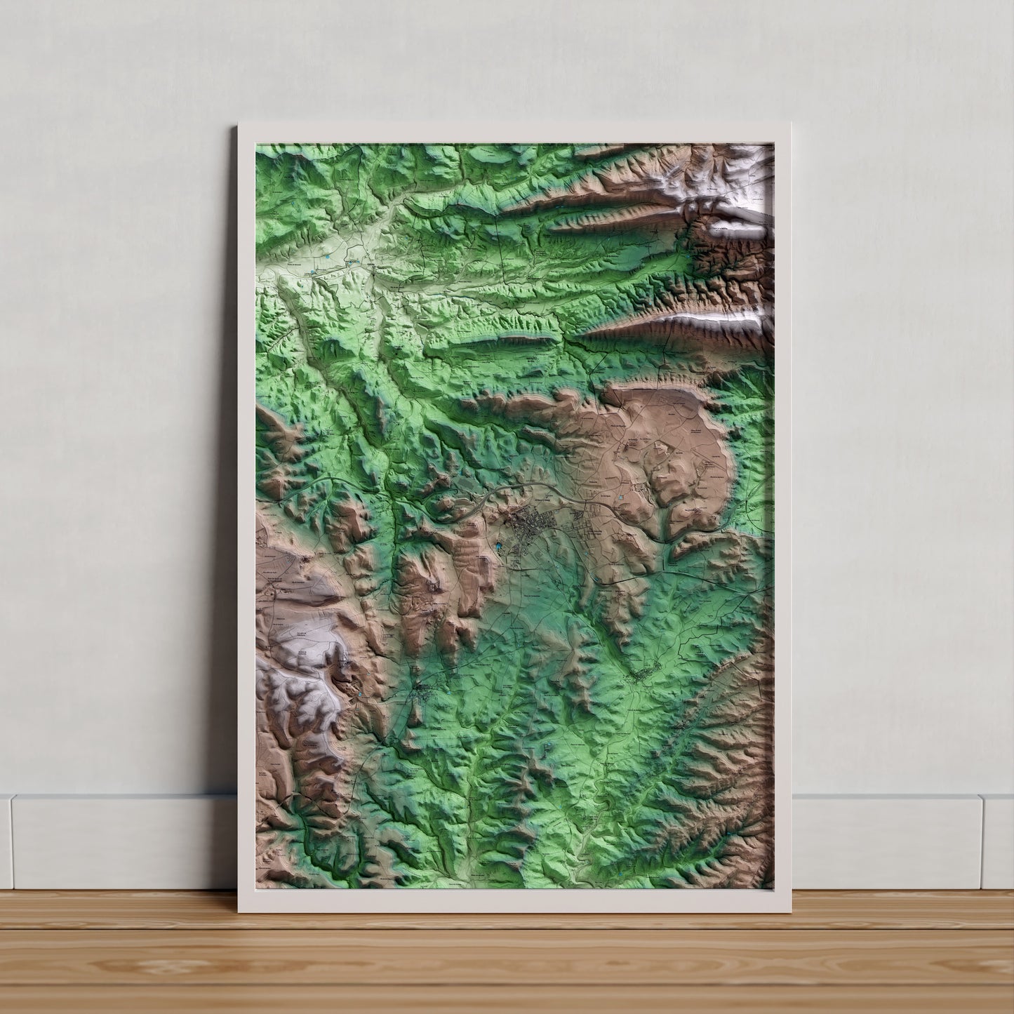 Mapa artístico del relieve de Calaf, al Anoia, con 15 km de entorno y base topográfica ICGC. Presentación enmarcada.