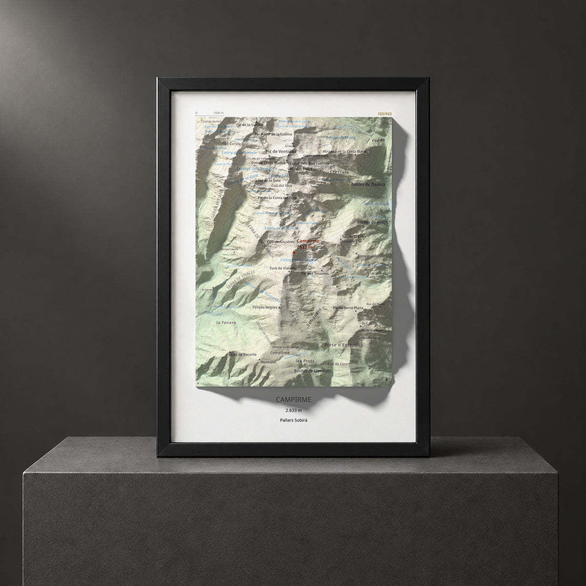 Mapa de relieve de Campirme, 2633 m, Pallars Sobirà, lámina 100 Cims de Trobart. Presentación enmarcada. 21 × 30 cm.