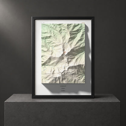 Mapa de relieve de Canigó, 2784 m, Conflent, lámina 100 Cims de Trobart. Presentación enmarcada. 30 × 40 cm.