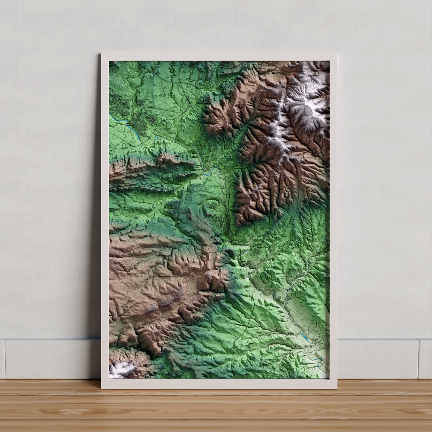 Mapa artístico del relieve de Capellades, al Anoia, con 15 km de entorno y base topográfica ICGC. Presentación enmarcada.