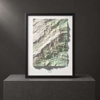 Mapa de relieve de Caro, 1441 m, Baix Ebre, lámina 100 Cims de Trobart. Presentación enmarcada. 30 × 40 cm.