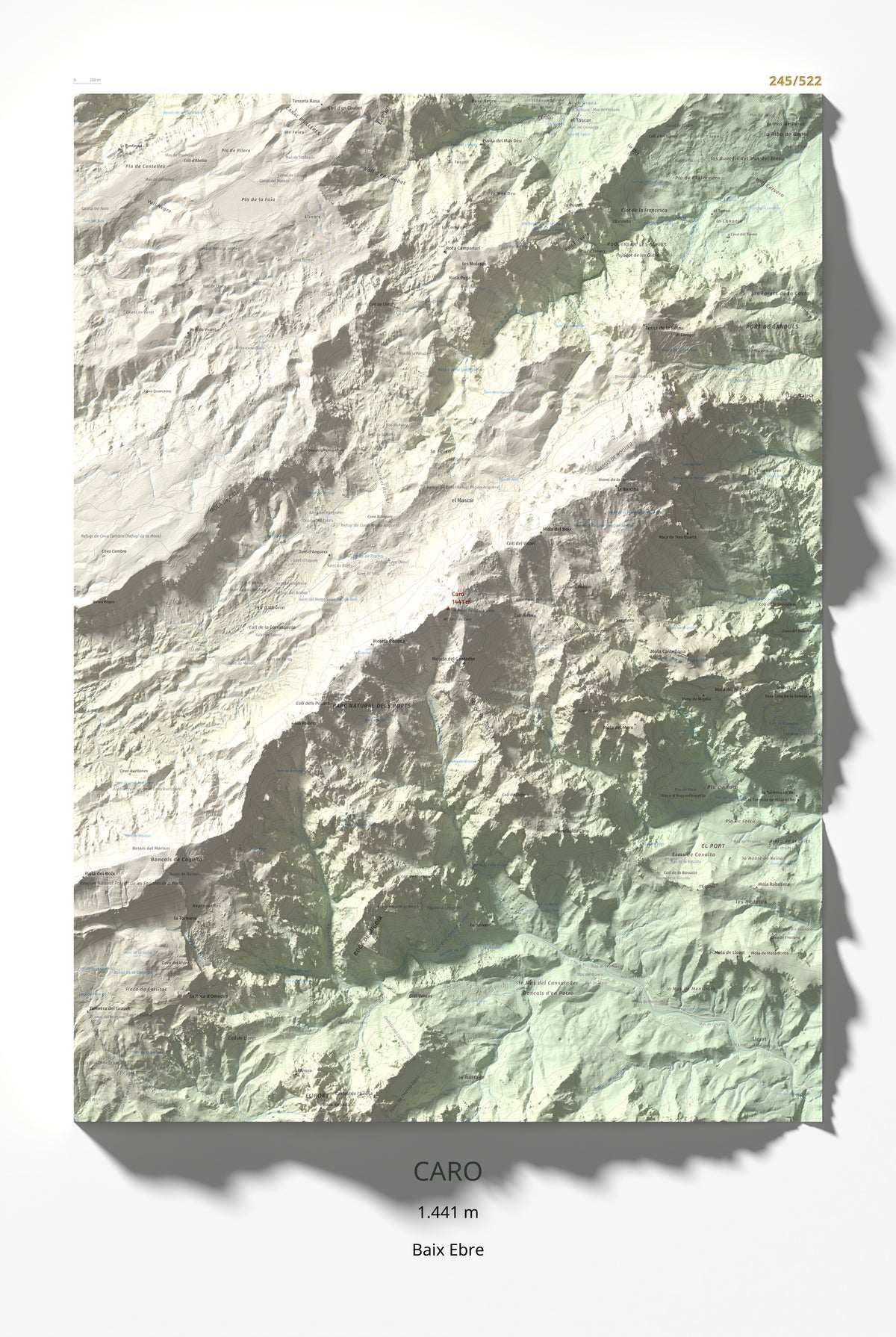 Mapa de relieve de Caro, 1441 m, Baix Ebre, lámina 100 Cims de Trobart 61 × 91 cm.