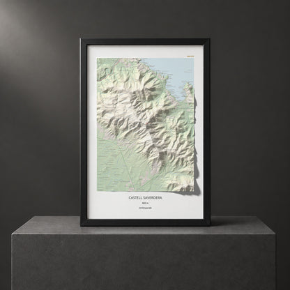 Mapa topográfico del relieve: Castell Saverdera, 682 m. Presentación enmarcada. 61 × 91 cm.