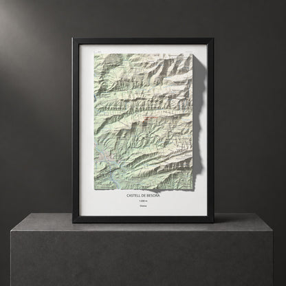 Mapa de relieve de Castell de Besora, 1030 m, Osona, lámina 100 Cims de Trobart. Presentación enmarcada. 30 × 40 cm.
