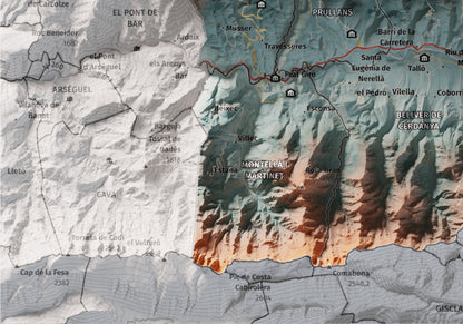 Mapa de relleu de la Cerdanya, amb el territori en color i l’entorn en blanc. Detall de la part inferior esquerra. 21 × 30 cm. Estil Blau i taronja.