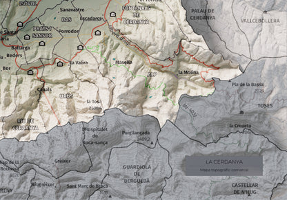 Mapa de relleu de la Cerdanya, amb el territori en color i l’entorn en blanc. Detall de la part inferior dreta. 21 × 30 cm. Estil Cartogràfic.