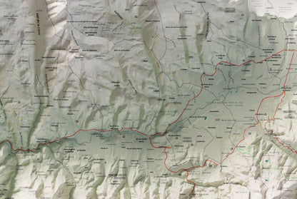 Mapa de relleu de la Cerdanya, amb el territori en color i l’entorn en blanc. Detall de la part central. 61 × 91 cm. Estil Cartogràfic.